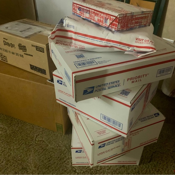 Meet your Posher, Carley - Picture 3 of 8